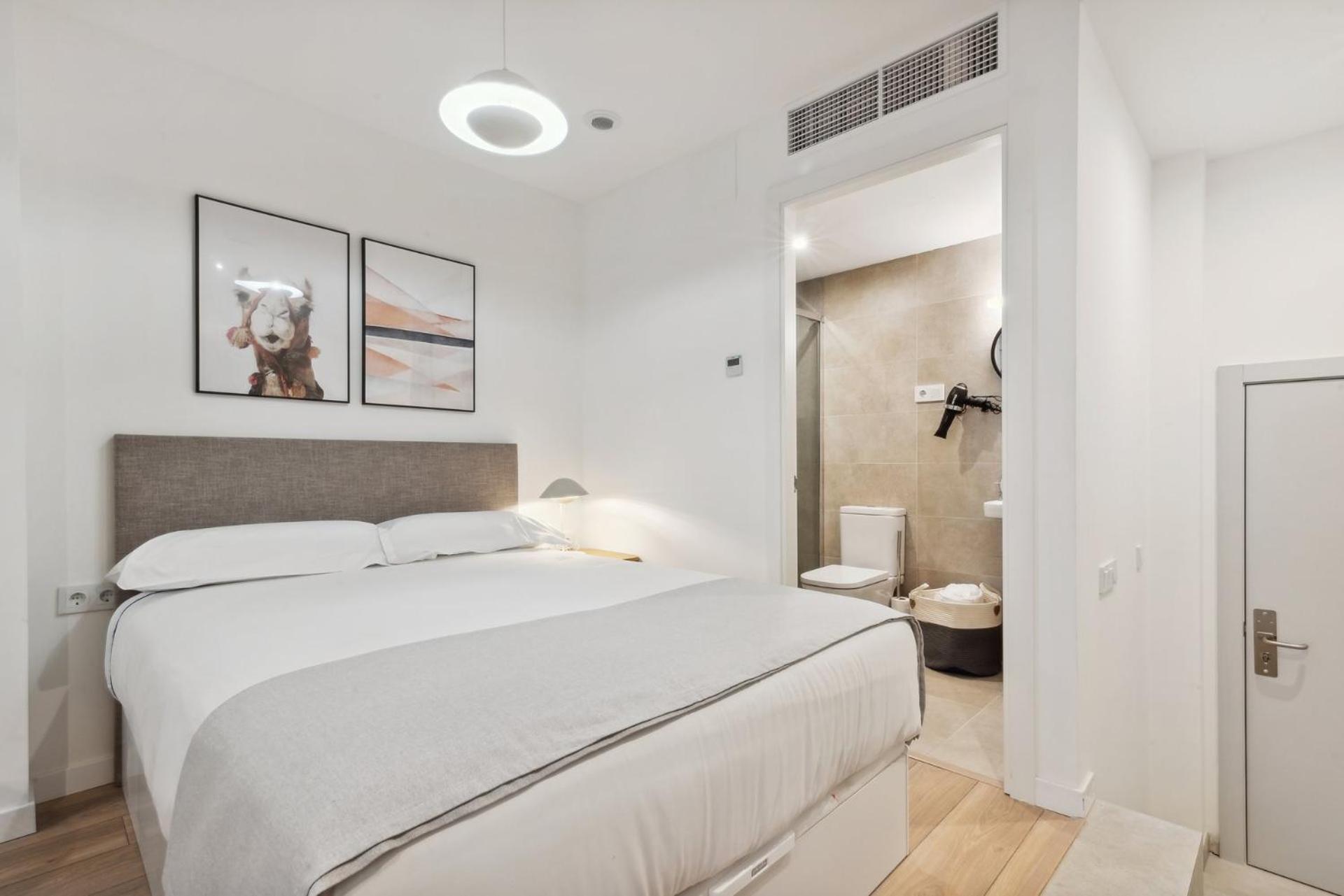 Limehome Valencia Carrer Del Pare Palau I Quer Exteriér fotografie
