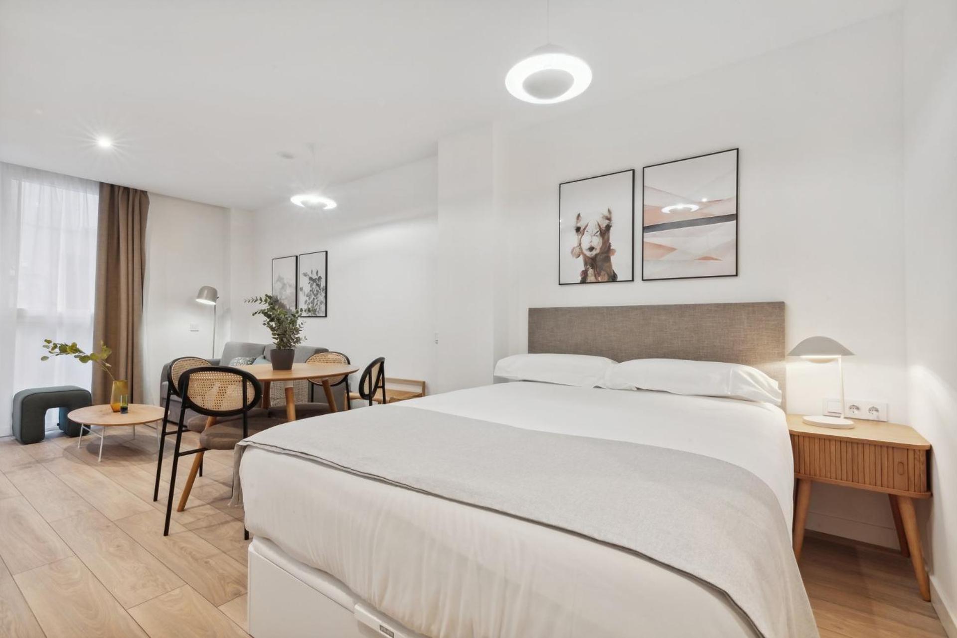 Limehome Valencia Carrer Del Pare Palau I Quer Exteriér fotografie