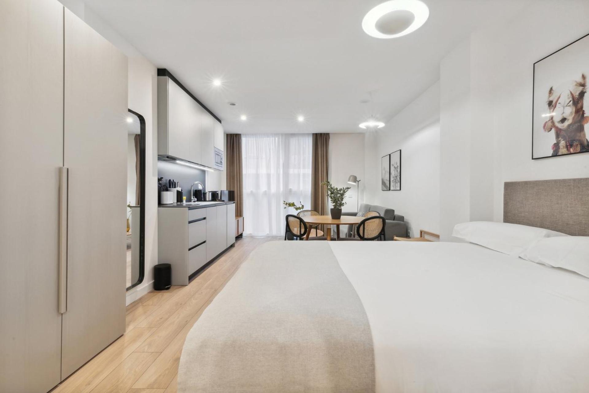 Limehome Valencia Carrer Del Pare Palau I Quer Exteriér fotografie