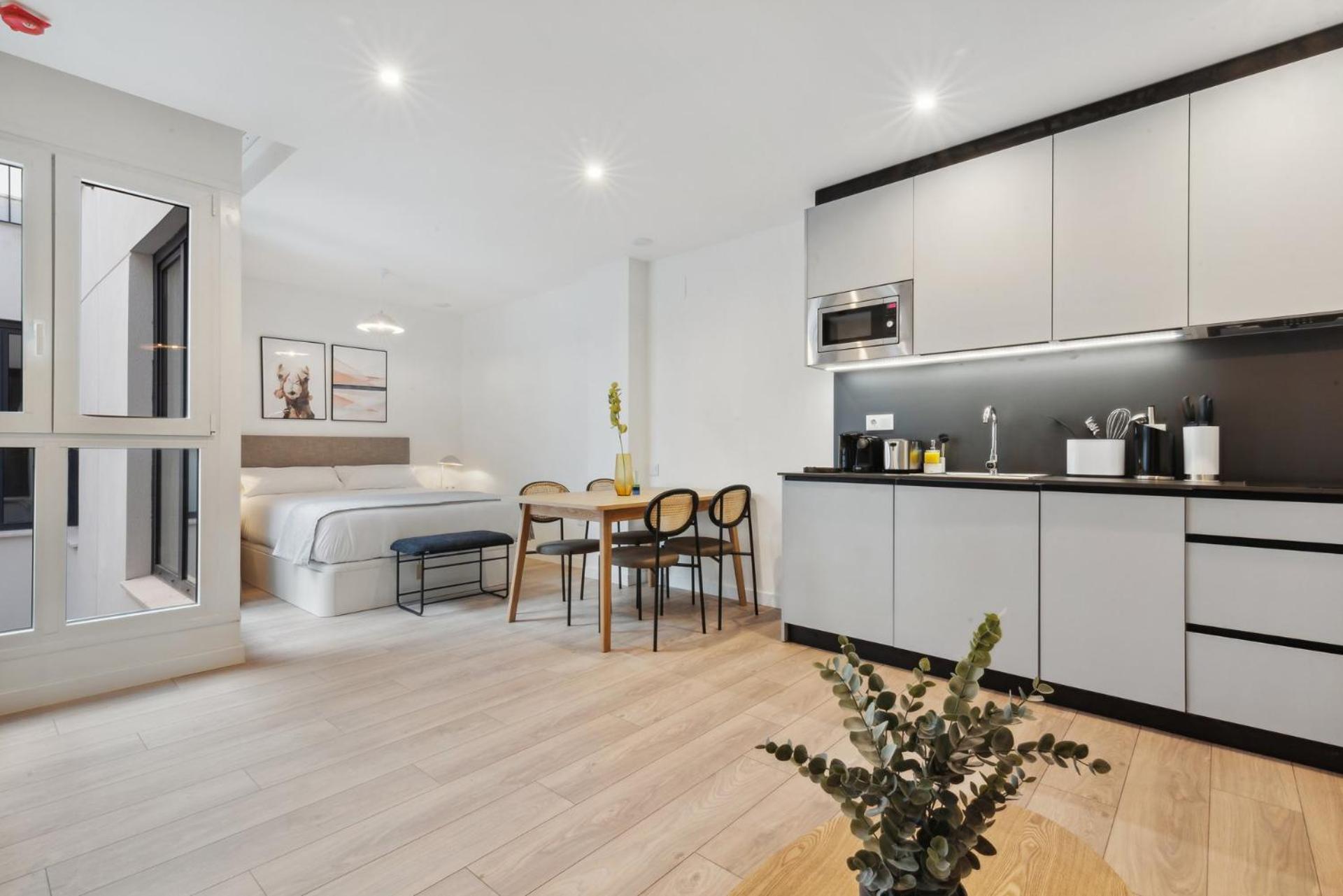 Limehome Valencia Carrer Del Pare Palau I Quer Exteriér fotografie